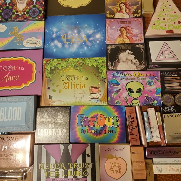 Makeup Bundle 2x Value - Picture 2 of 7